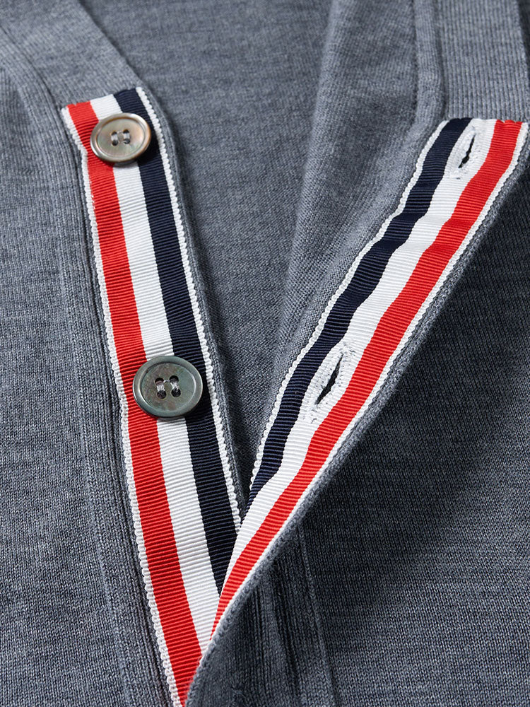 Unisex V-neck thin cardigan | Thom Browne