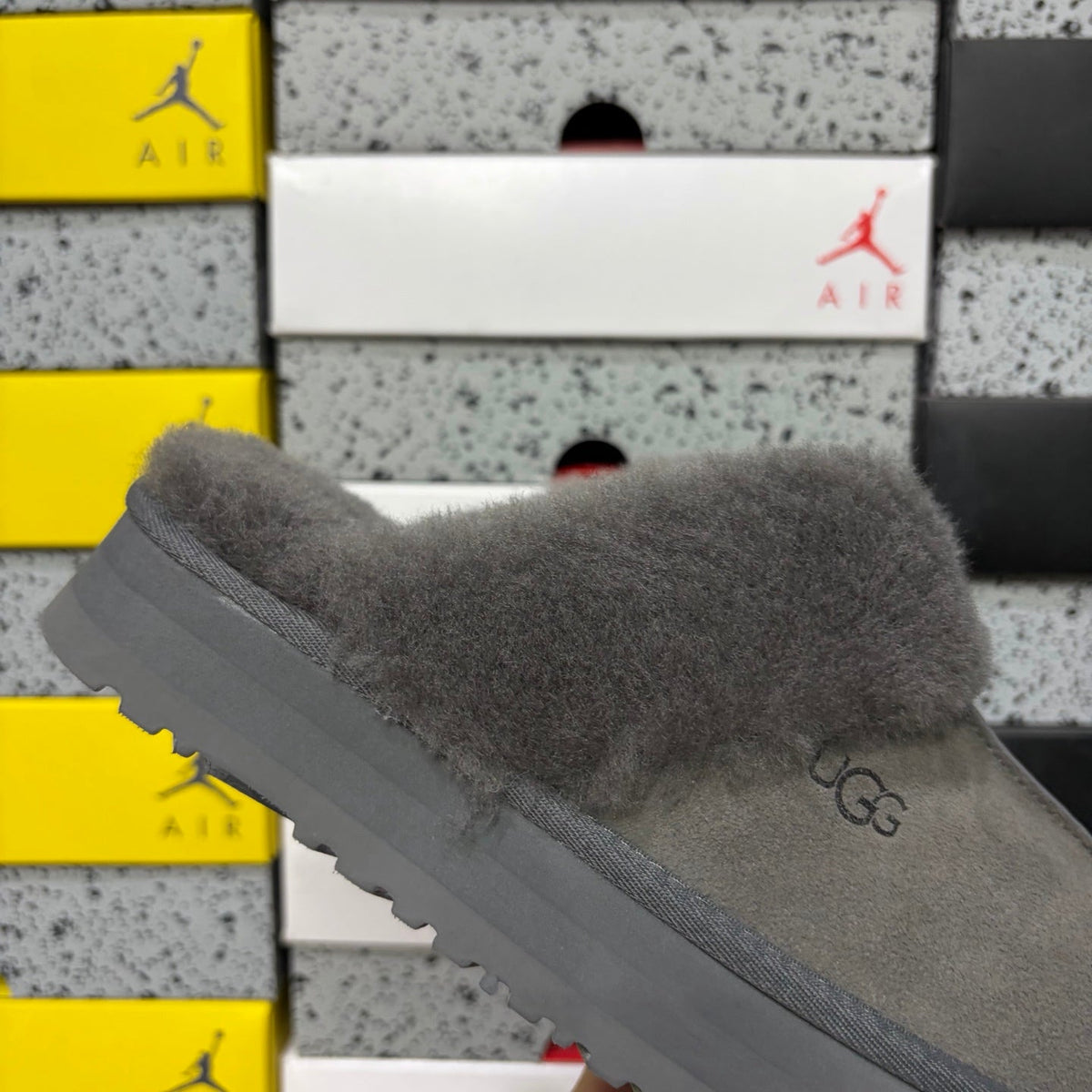 UGG Tazz Platform Slipper – Women's Sherpa-Cuff Suede Mule in Grey