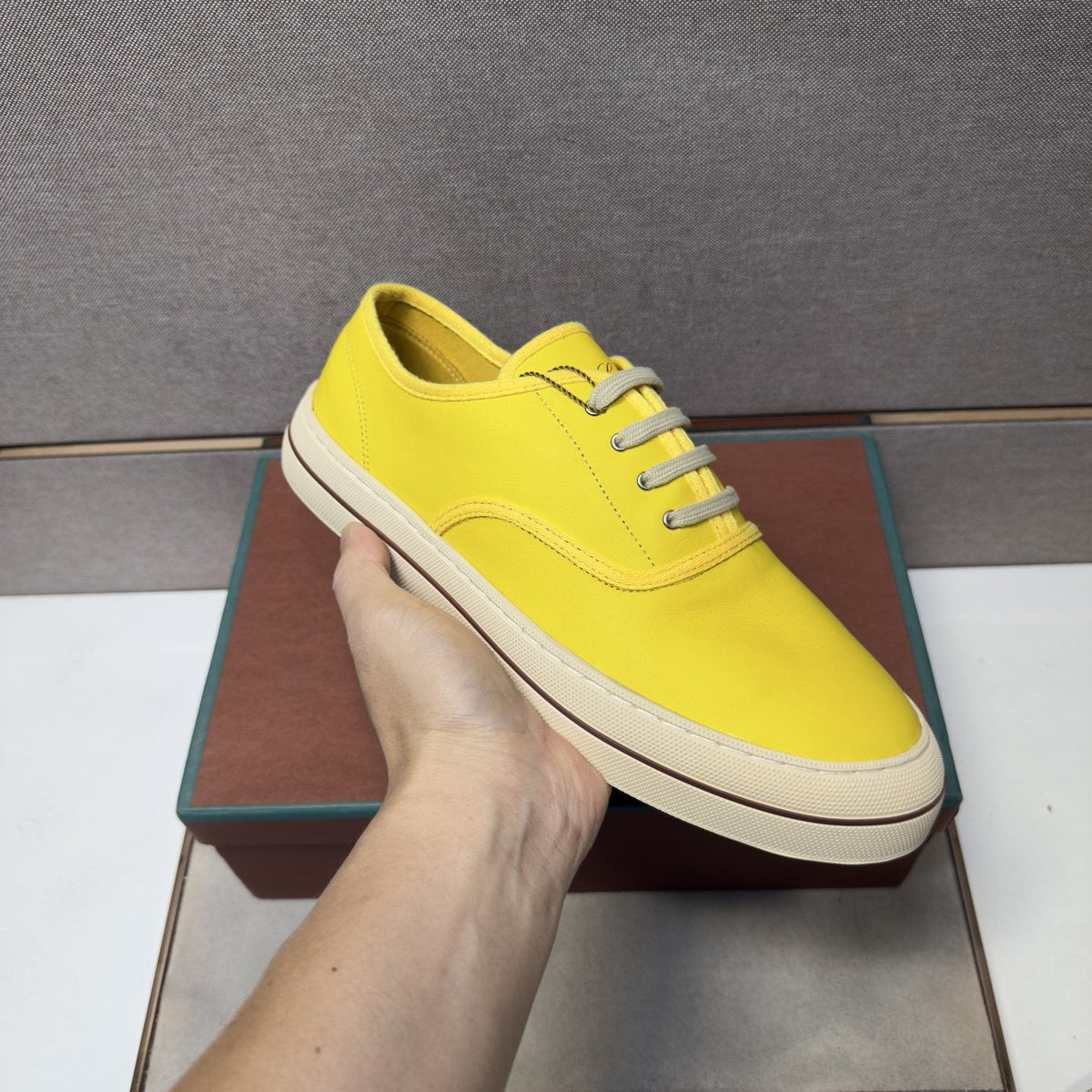 Men's Low-Top Lace-Up Sneakers