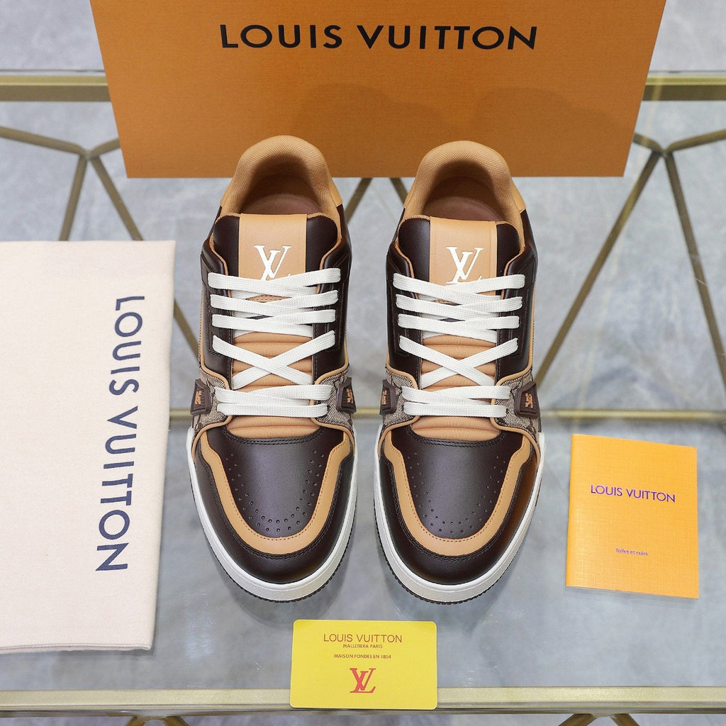 Louis Vuitton Low-Top Sneakers - Padded Collar