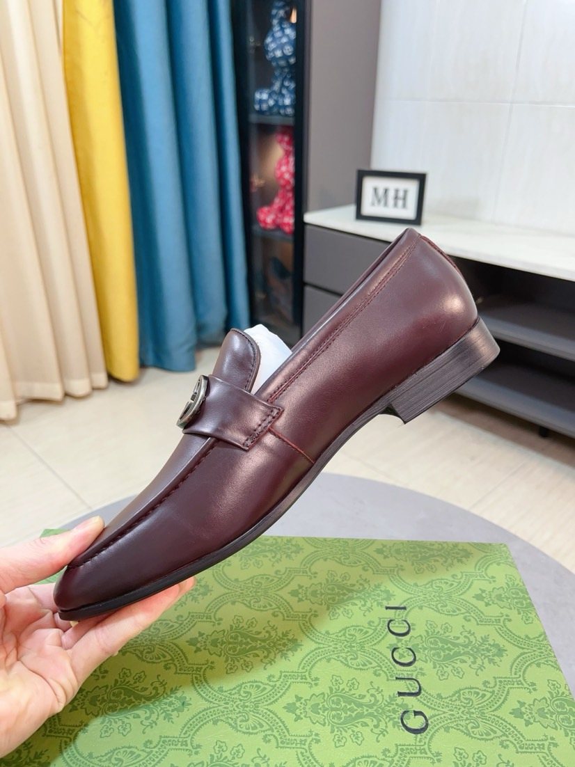 Gucci Men's Metal-Accent Loafers