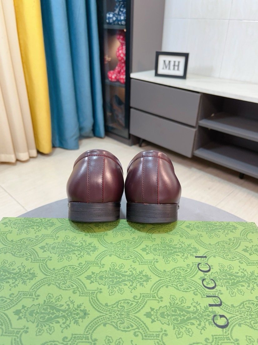 Gucci Men's Metal-Accent Loafers
