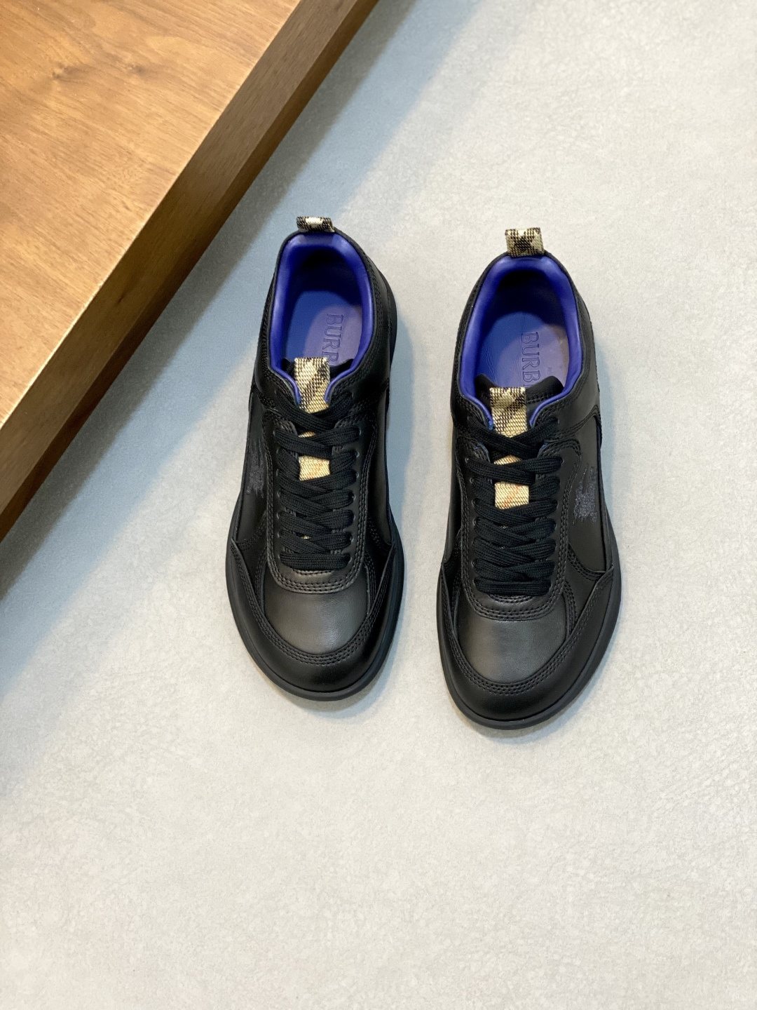 Burberry Check-Accent Low-Top Sneakers
