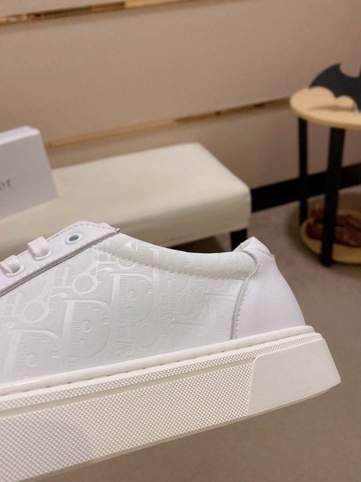 Dior Men's Low-Top Lace-Up Sneakers